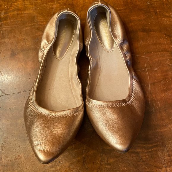 BCBGeneration Shoes - BCBGeneration Ballet Flats Gold Size 7 EUC